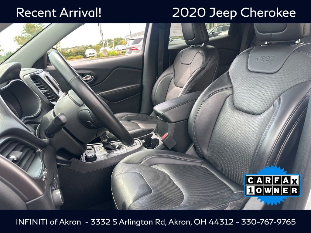 2020 Jeep Cherokee Latitude photo 36
