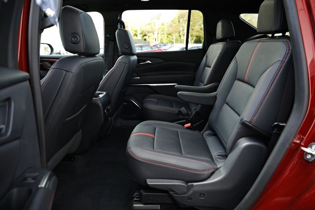 2024 Chevrolet Traverse RS photo 24