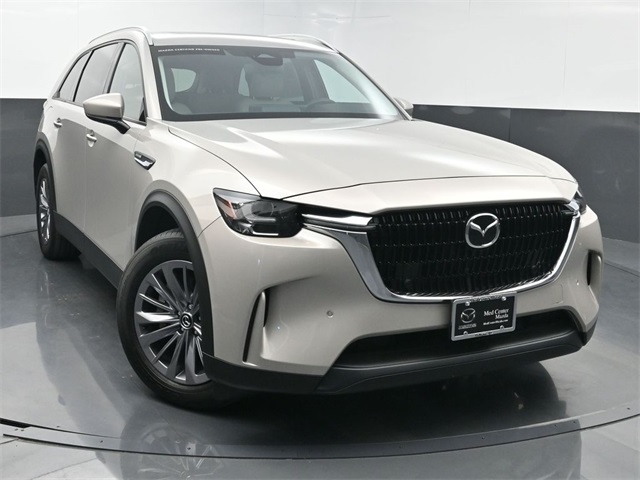 2025 Mazda CX-90 Preferred Package's photo