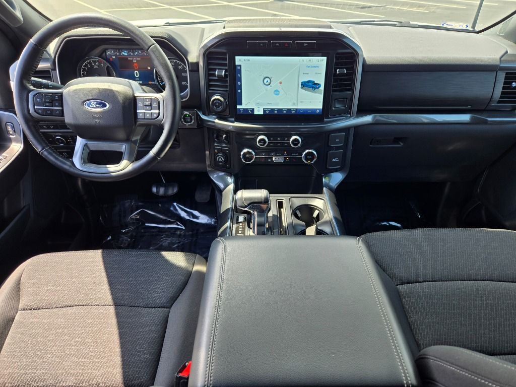 2022 Ford F-150 XLT photo 16