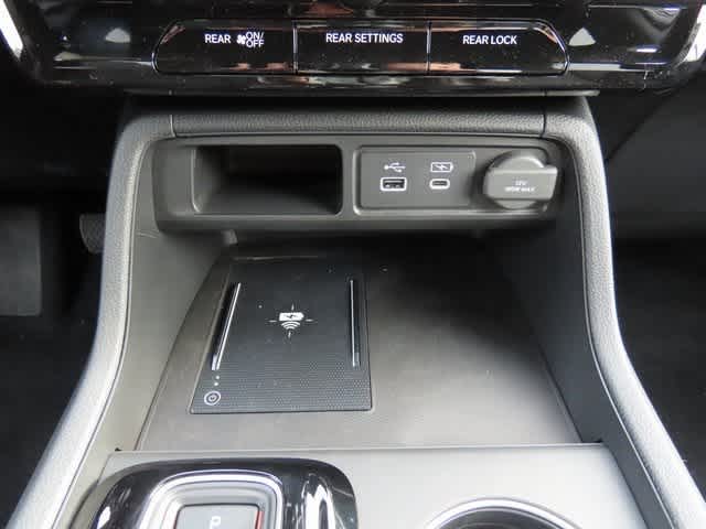 2025 Honda Pilot Black Edition photo 22