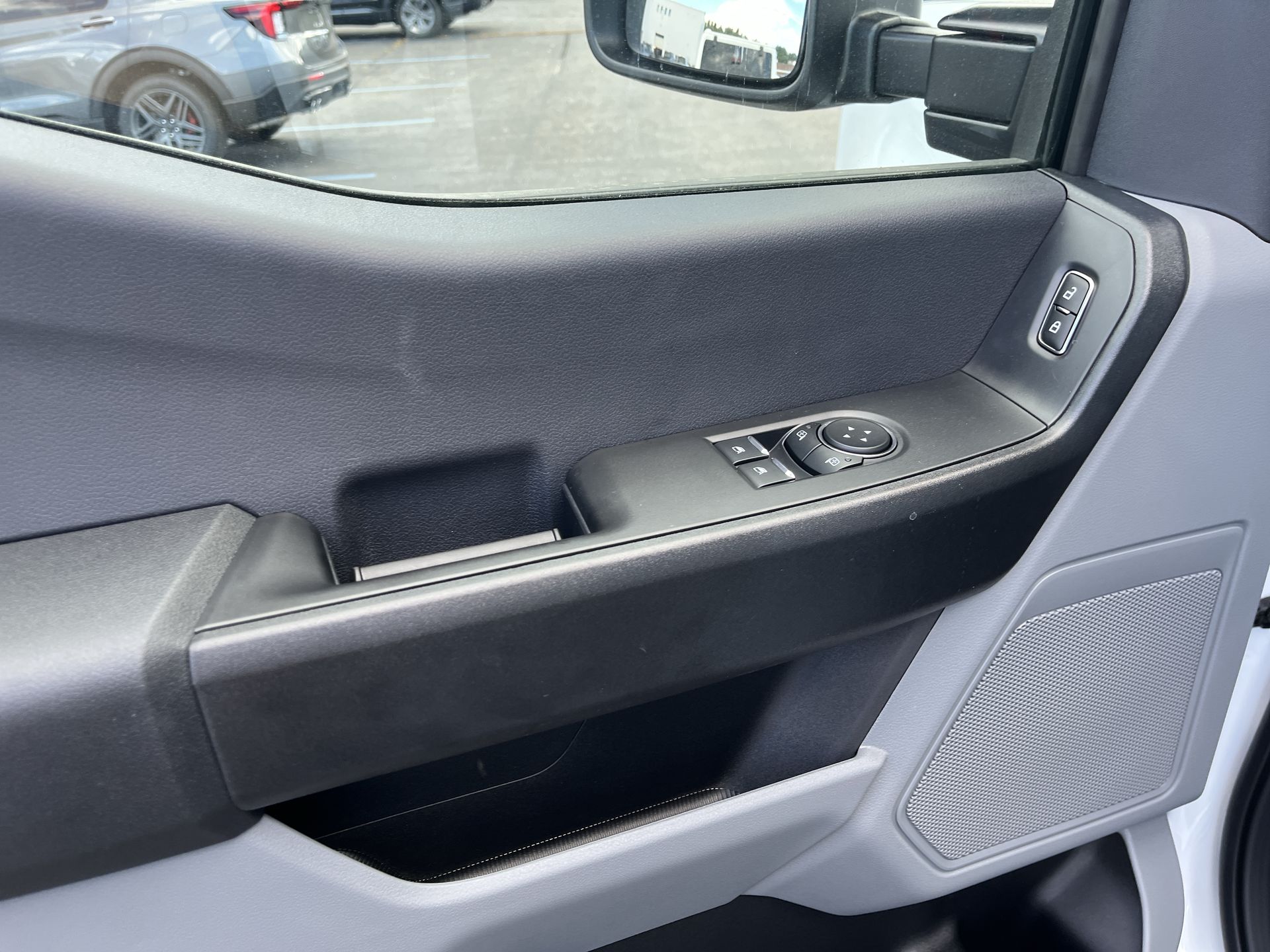 2026 Ford F-250 XL photo 4