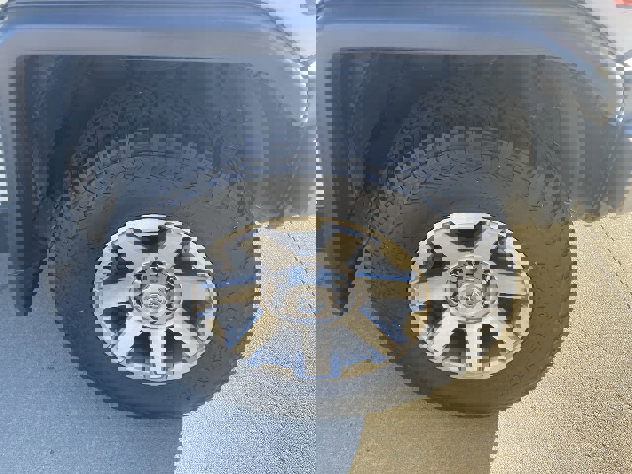 Used 2014 Toyota FJ Cruiser Base with VIN JTEBU4BF8EK188165 for sale in Kansas City