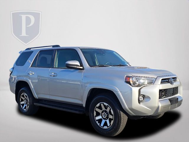 2024 Toyota 4Runner TRD Off-Road photo 2
