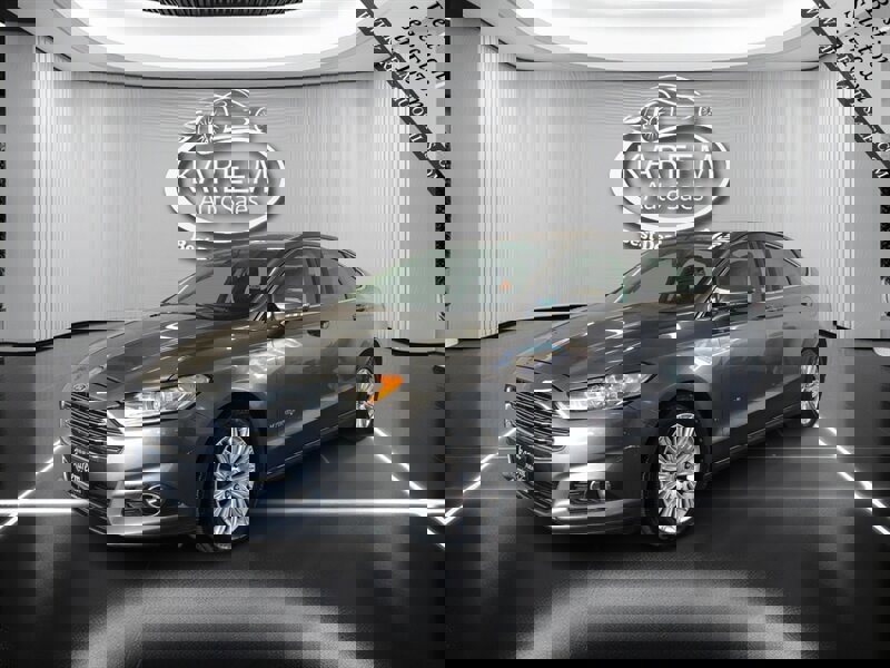 2013 Ford Fusion SE Hybrid's photo