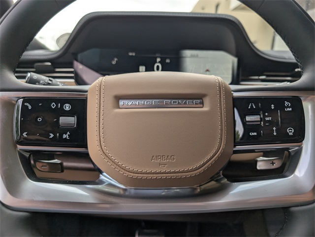 2025 Land Rover Range Rover SE photo 8