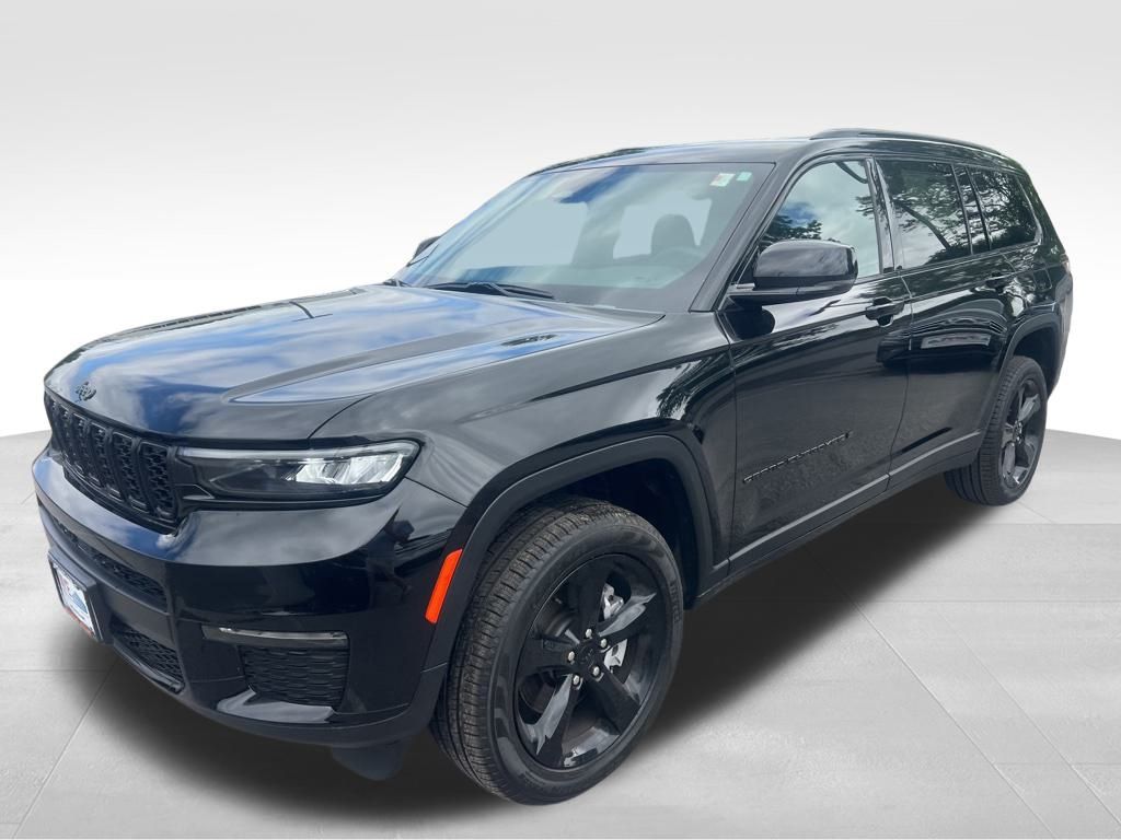 2025 Jeep Grand Cherokee Limited photo 6