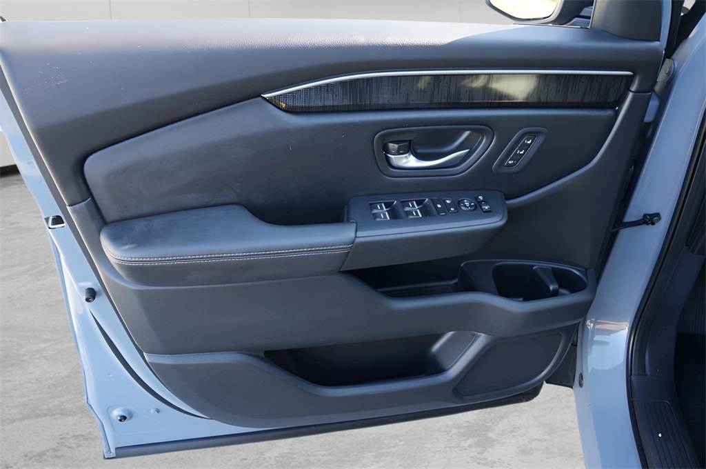 2023 Honda Pilot Elite photo 24