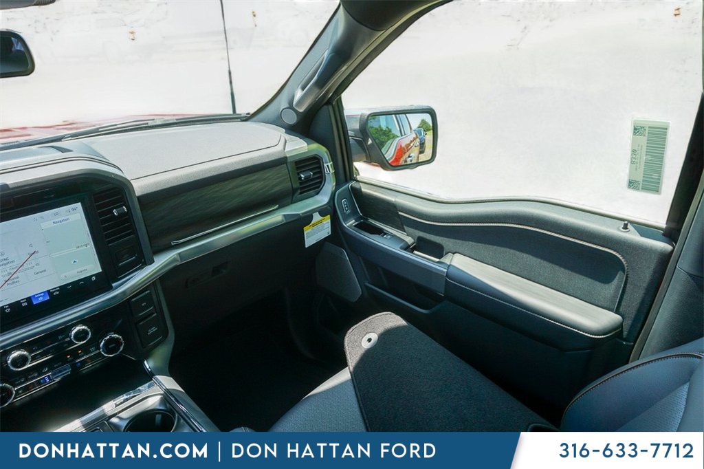 2025 Ford F-150 Lariat photo 14