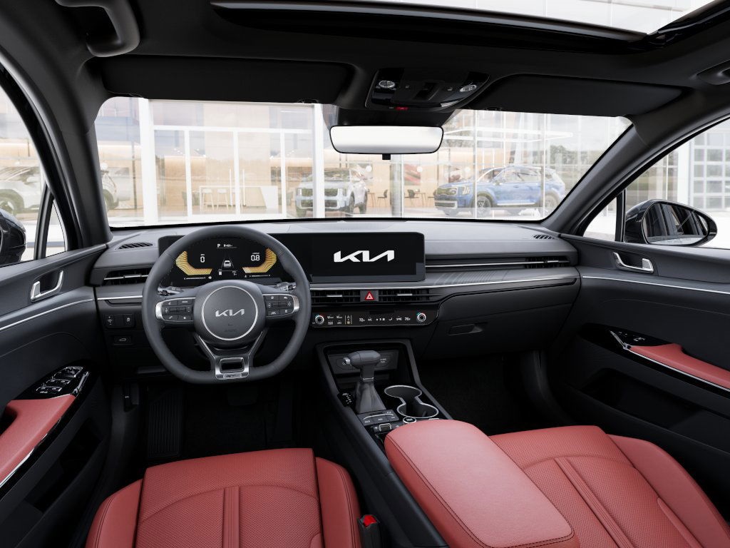 2026 Kia K5 GT-Line photo 13