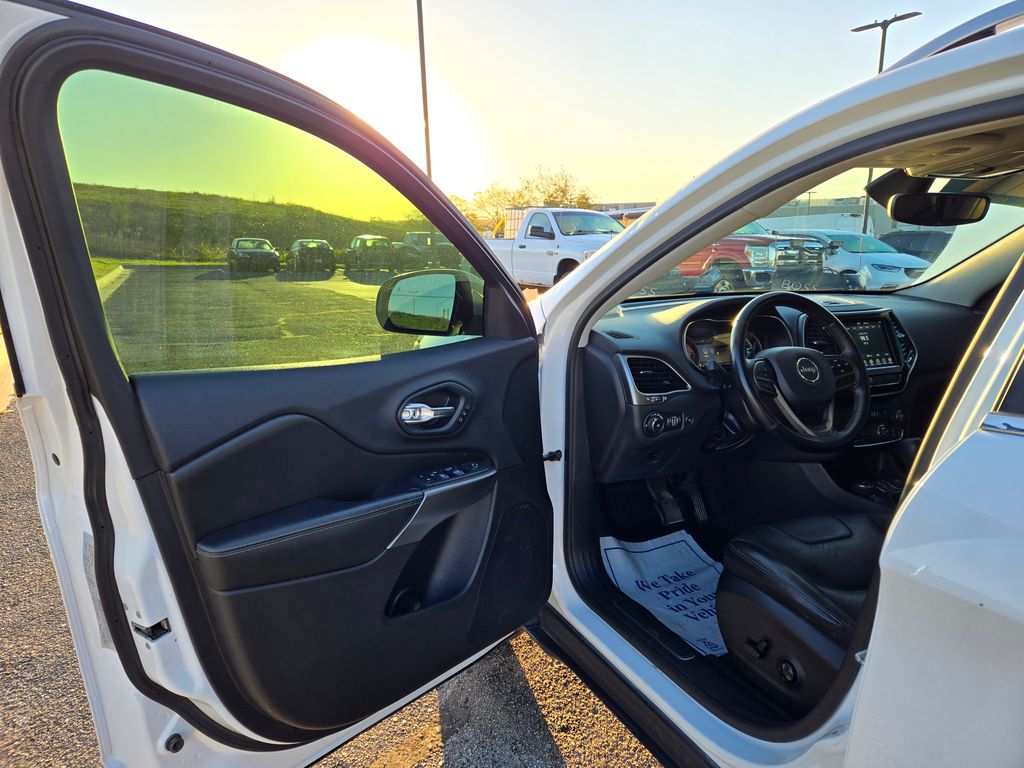2019 Jeep Cherokee Limited photo 8