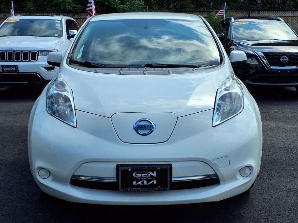 Used 2017 Nissan LEAF S with VIN 1N4BZ0CP7HC310766 for sale in Bohemia, NY