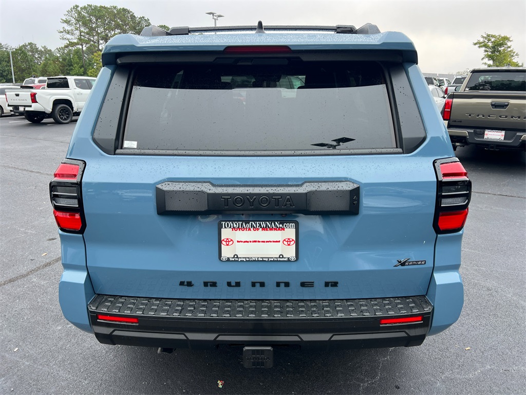 2025 Toyota 4Runner SR5 photo 4