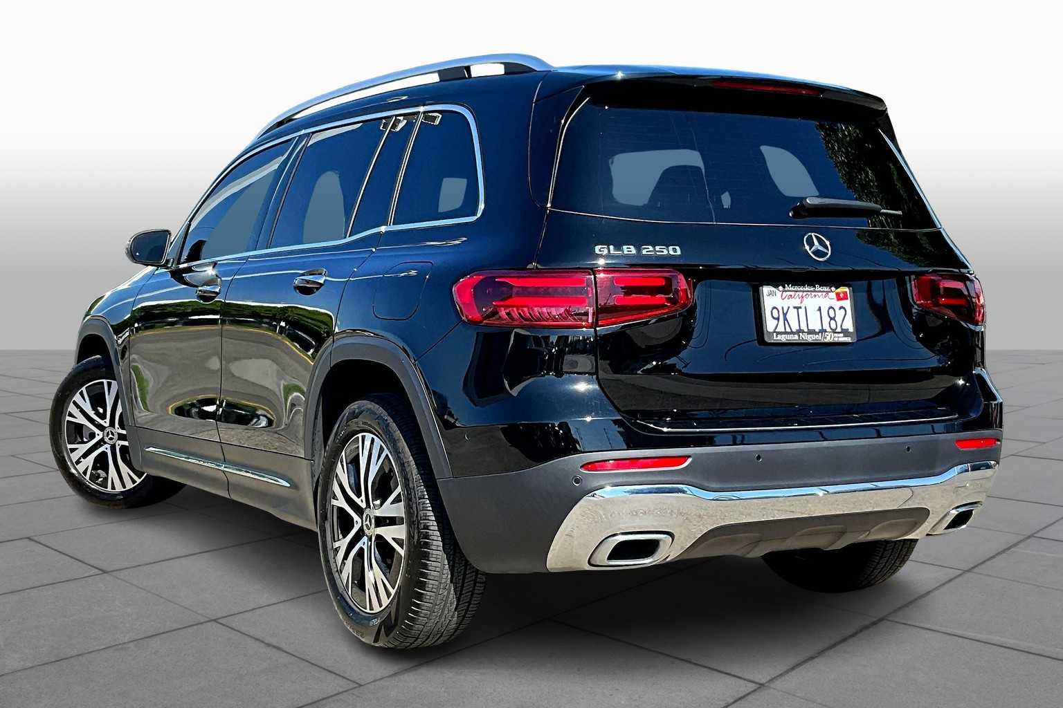 2024 Mercedes Benz GLB 250 photo 11