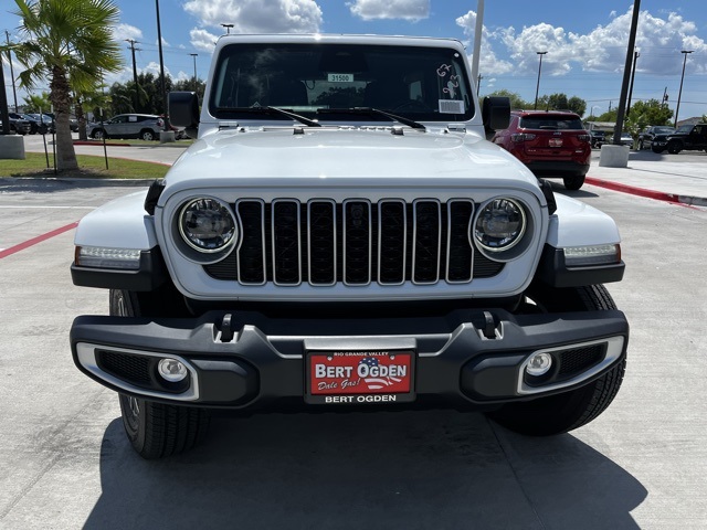 2025 Jeep Wrangler Sahara photo 2
