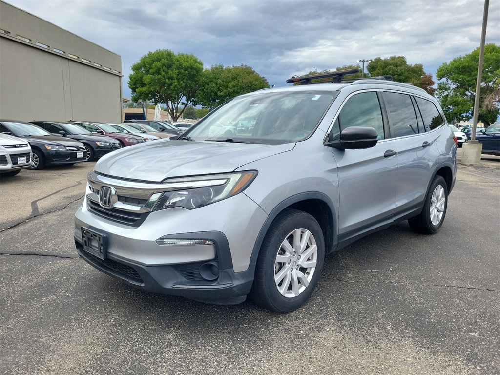 2019 Honda Pilot LX photo 4