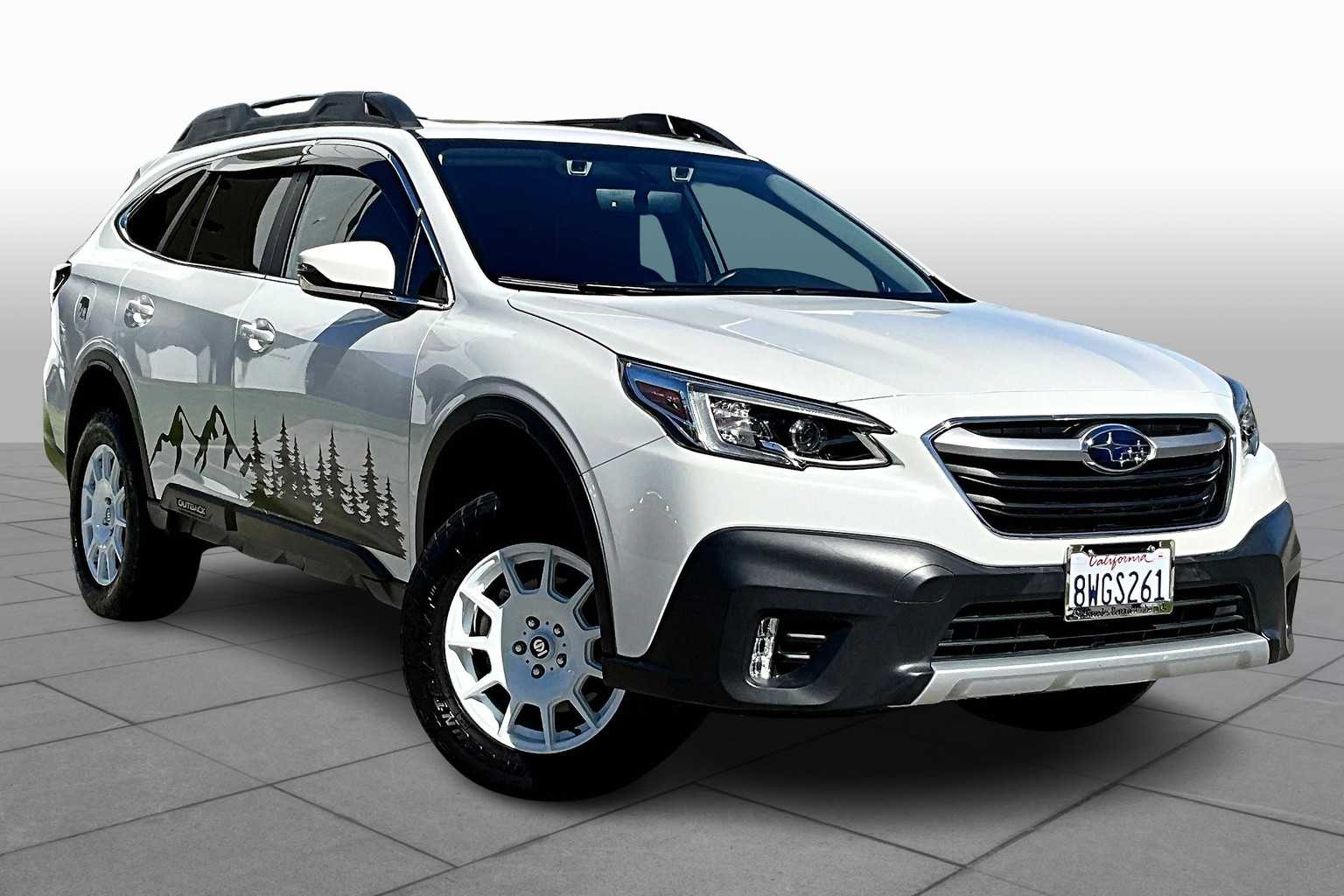 2021 Subaru Outback Limited photo 2