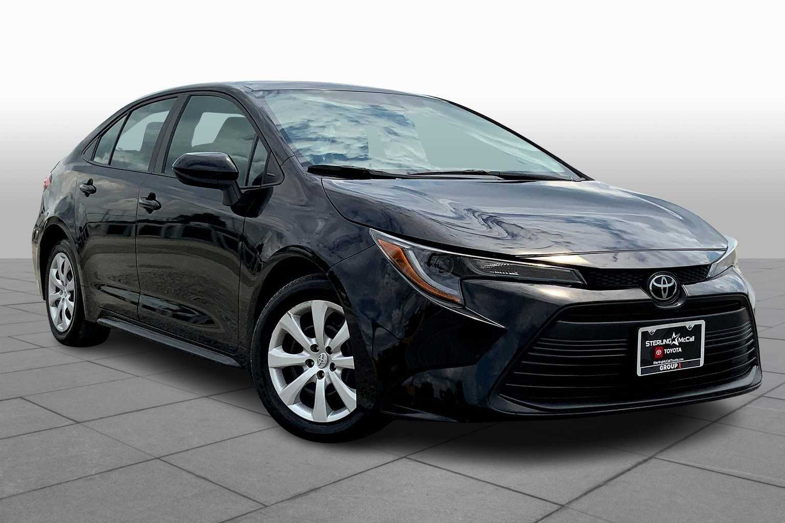 Used 2024 Toyota Corolla LE with VIN 5YFB4MDE1RP148557 for sale in Northfield, Minnesota