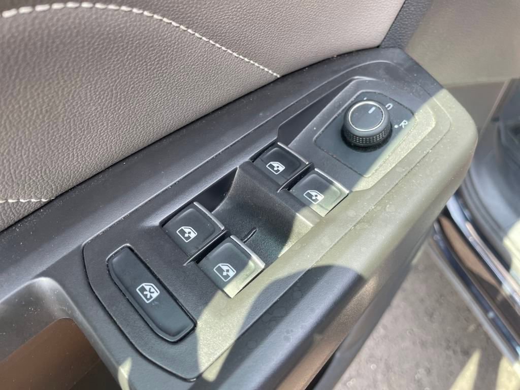 2023 Volkswagen Atlas V6 SE Technology photo 25
