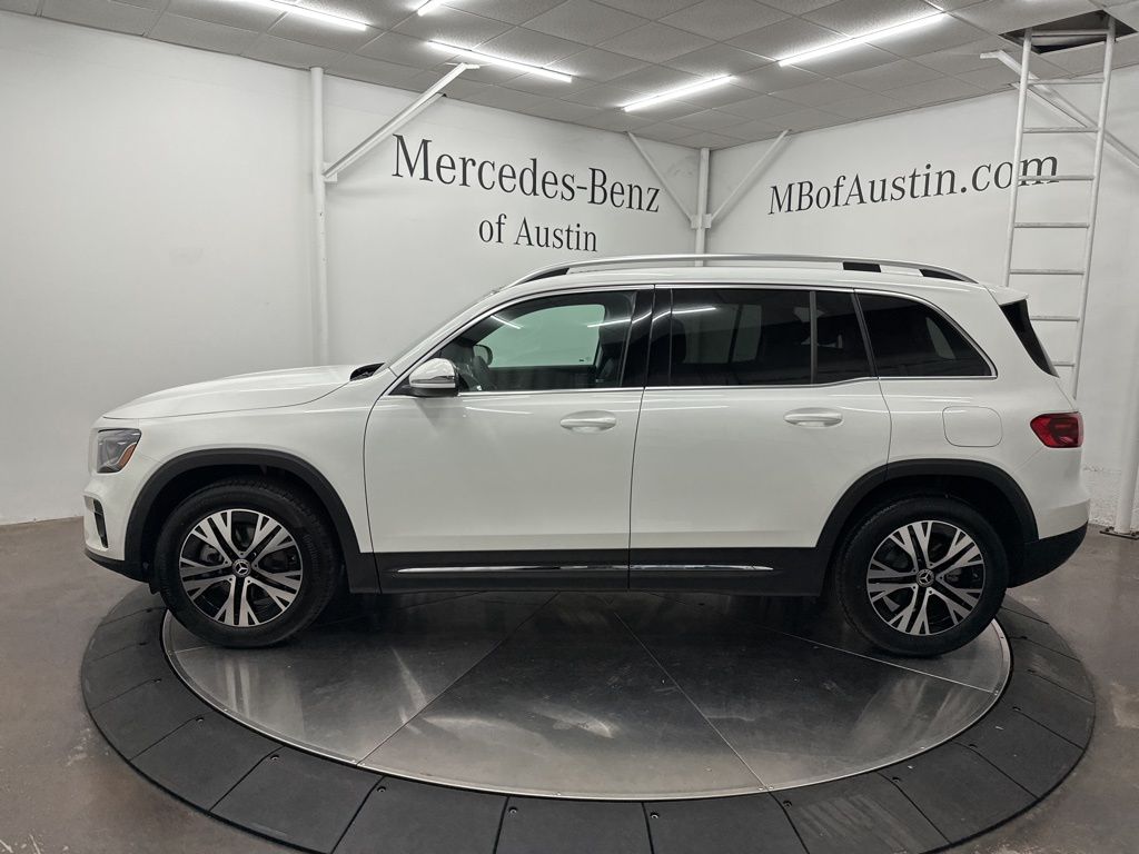 2025 Mercedes Benz GLB 250 photo 4