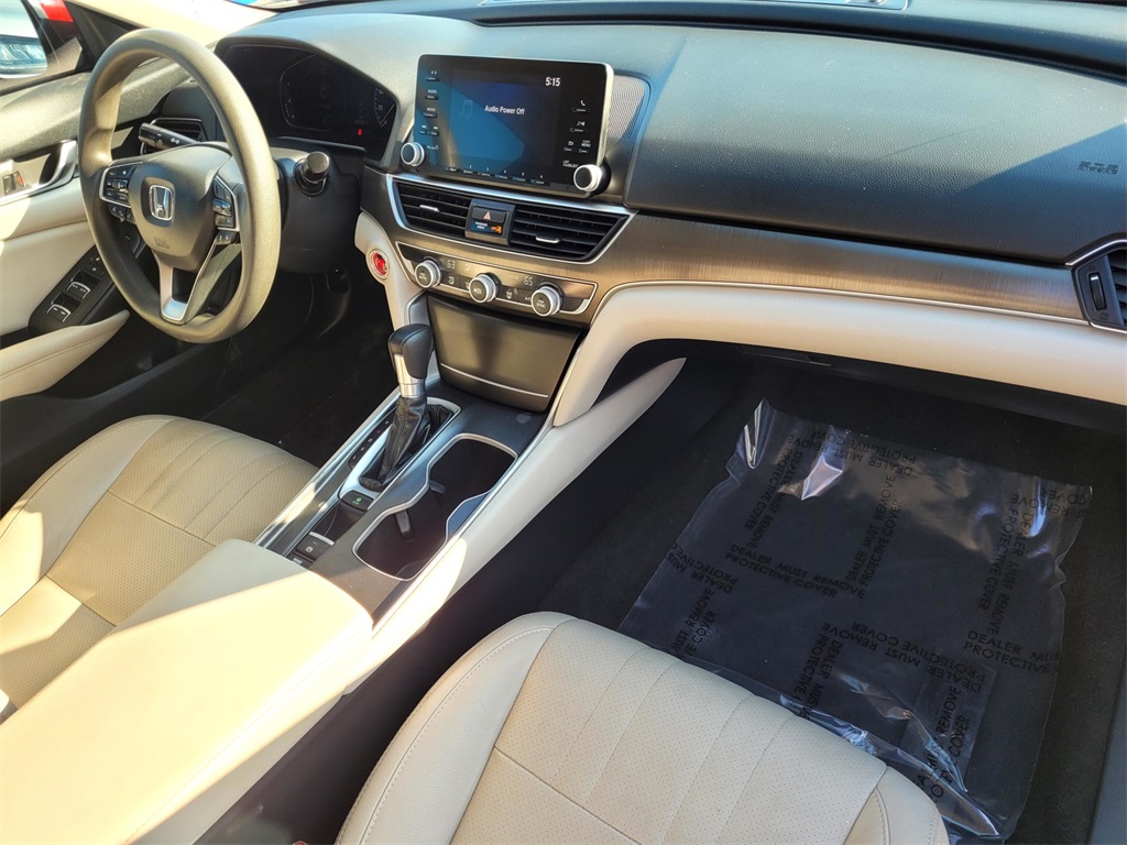 2019 Honda Accord LX photo 18