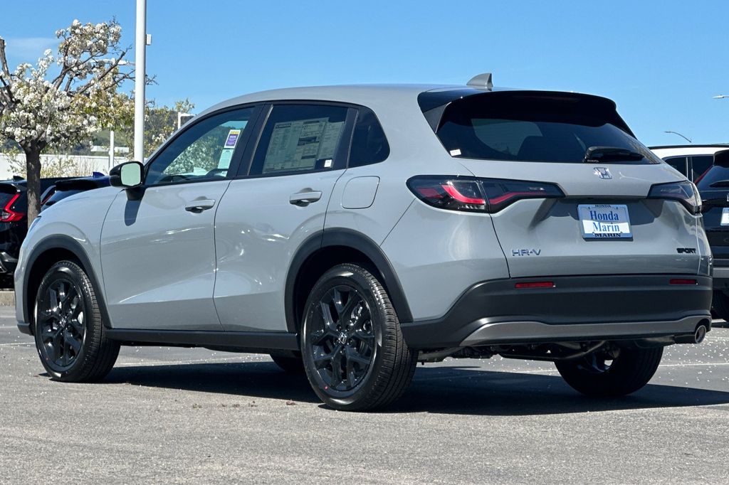 2025 Honda HR-V Sport photo 4