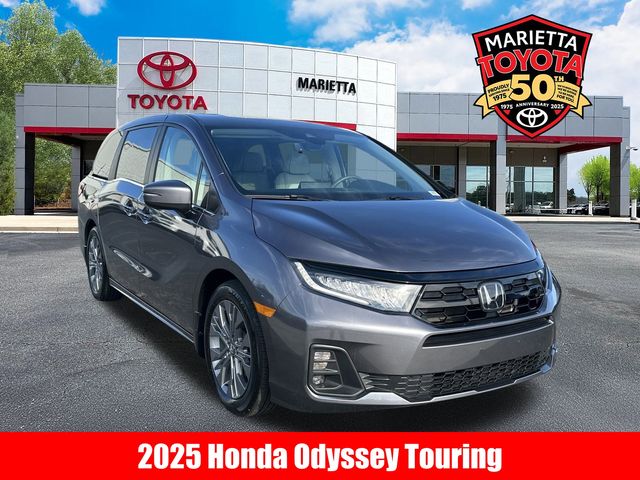 2025 Honda Odyssey Touring's photo