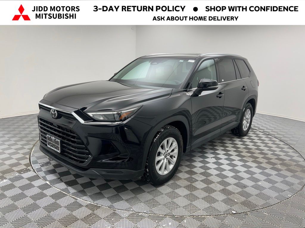 2025 Toyota Grand Highlander XLE's photo