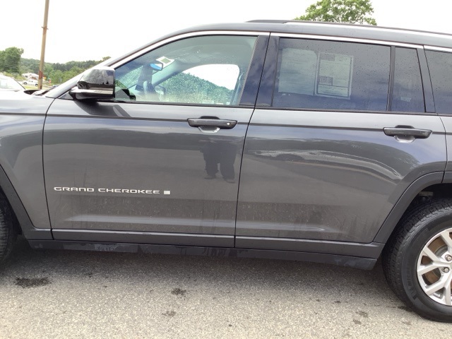 2021 Jeep Grand Cherokee Limited photo 9