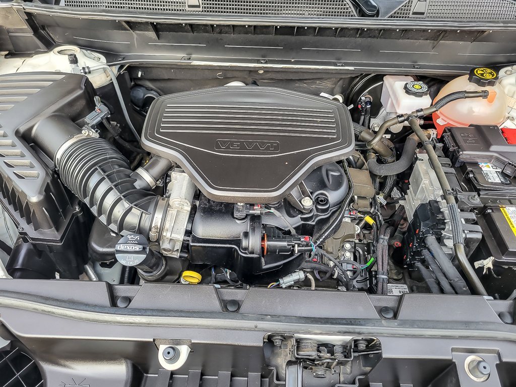 2021 GMC ACADIA - Image 25