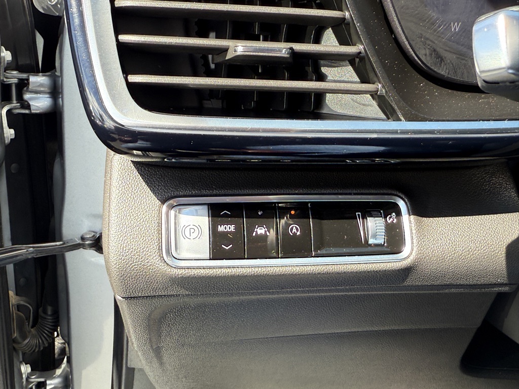 2024 Buick Envision Sport Touring photo 18