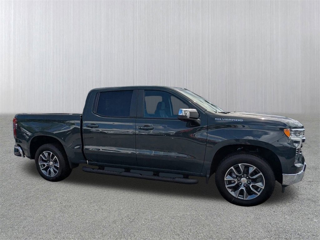 2026 Chevrolet Silverado 1500 LT's photo