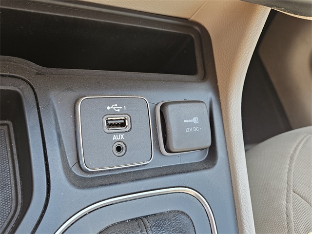 2020 Jeep Cherokee Latitude photo 21