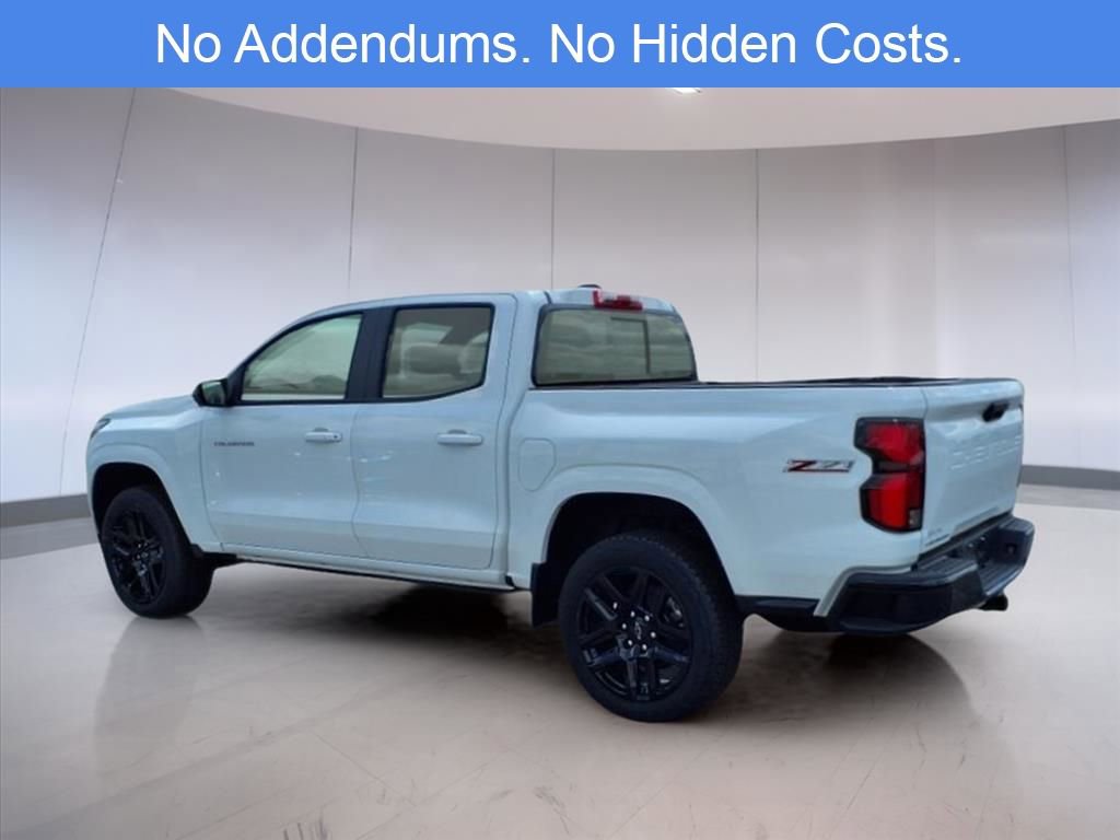 2025 Chevrolet Colorado Z71 photo 3