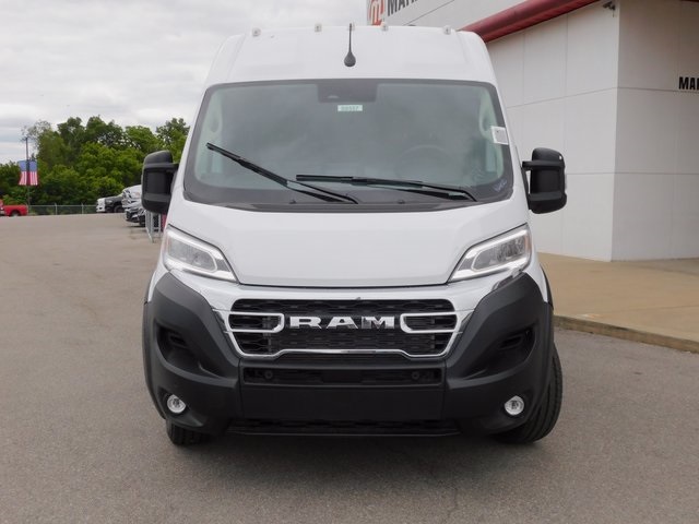 2024 Ram ProMaster 2500 photo 3