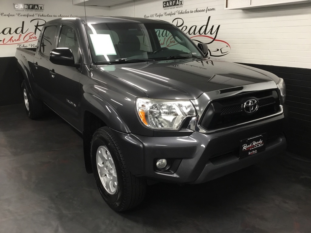 2015 Toyota Tacoma Base 4x4 photo 2