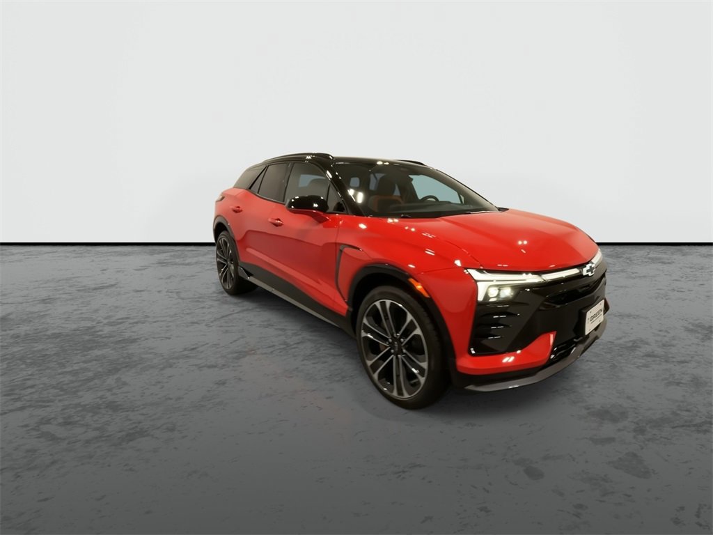 2026 Chevrolet Blazer EV photo 2