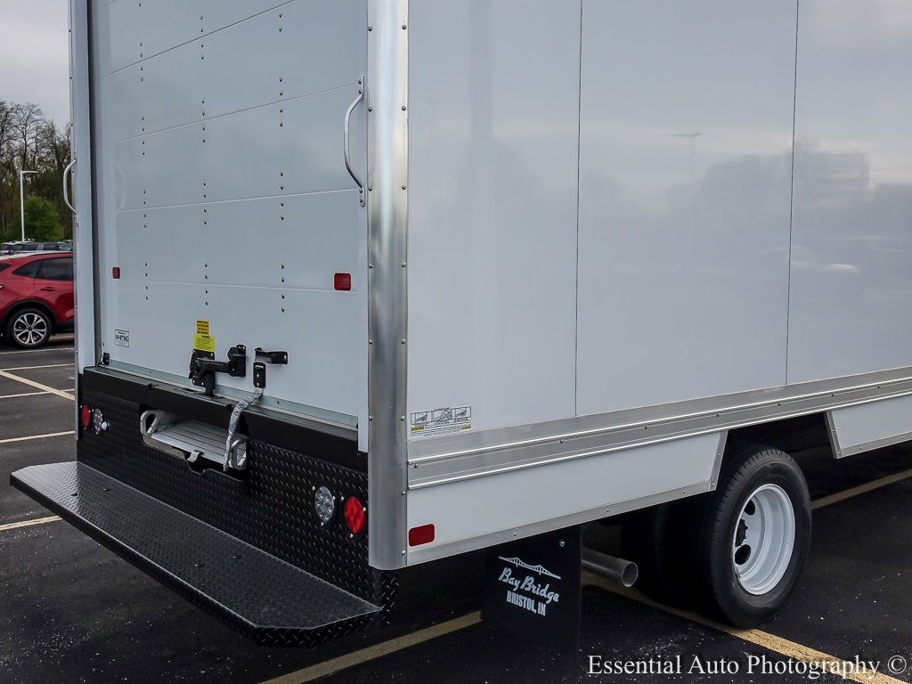 2026 Ford E-350 Base photo 6