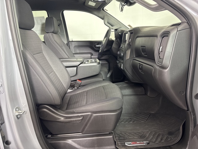 2024 Chevrolet Silverado 1500 Custom Trail Boss photo 3