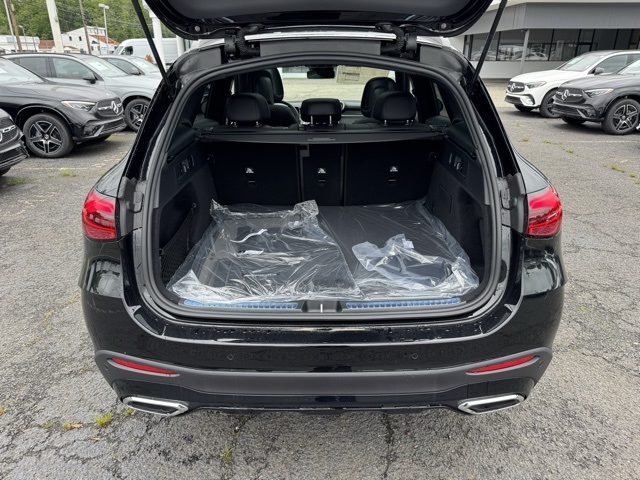2025 Mercedes Benz GLC 300 4MATIC photo 6