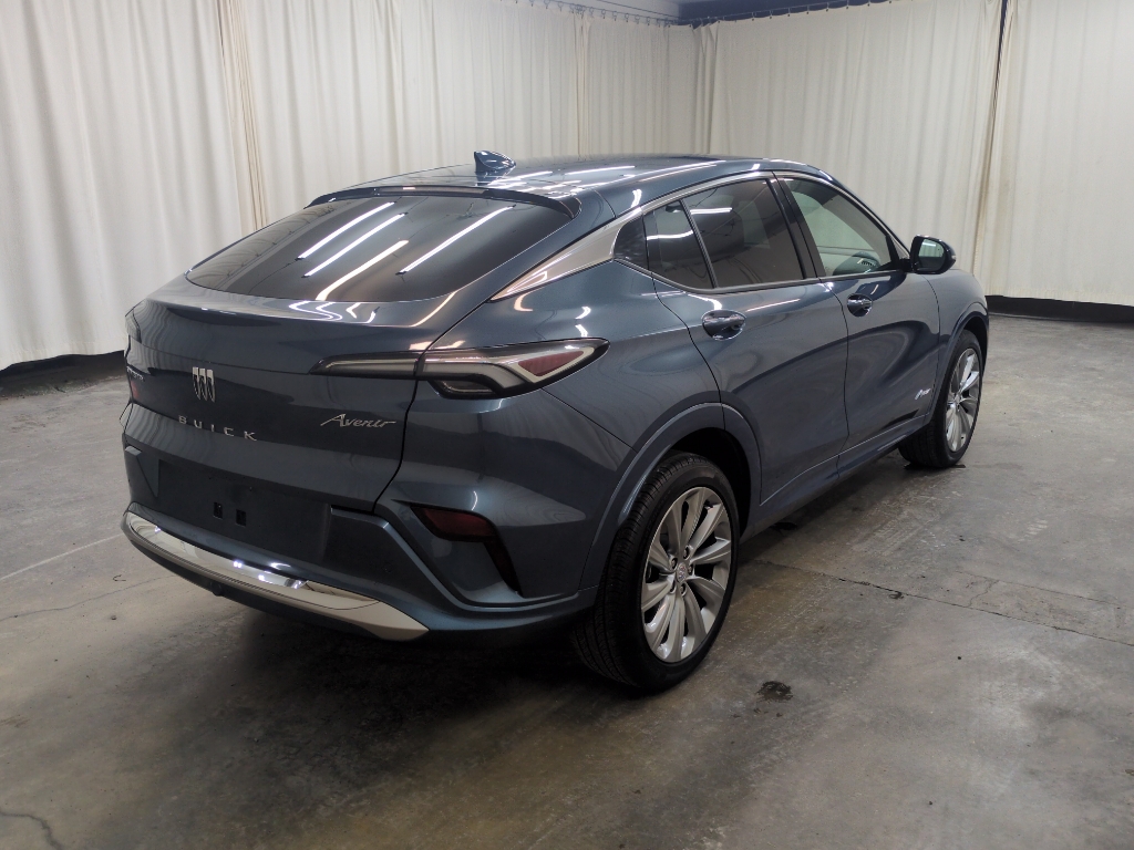 2024 Buick Envista Avenir photo 5