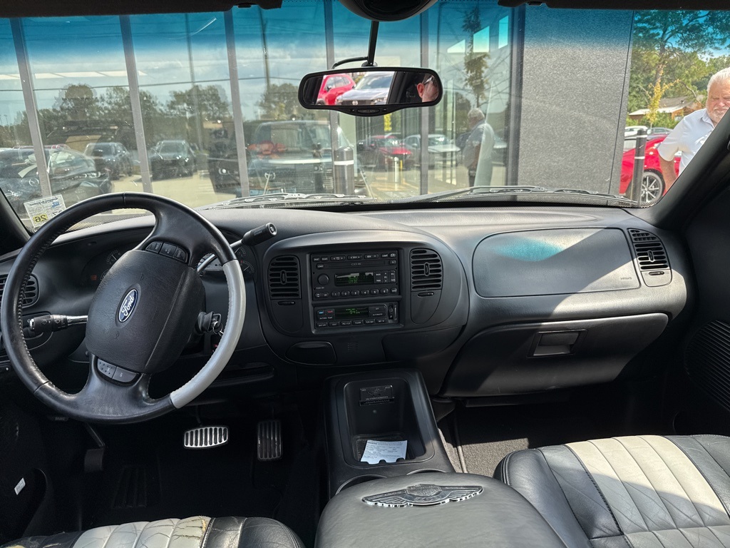 2003 Ford F-150 Harley-Davidson photo 6
