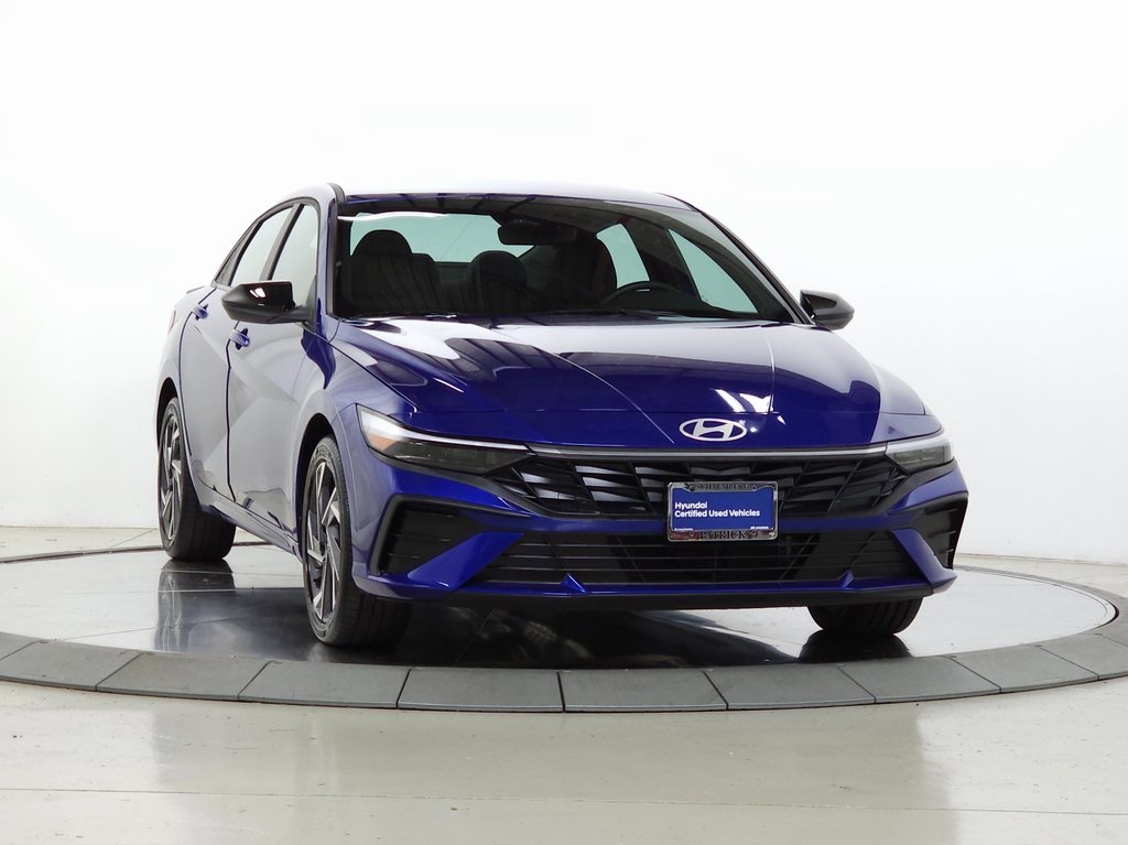 2025 Hyundai Elantra Blue