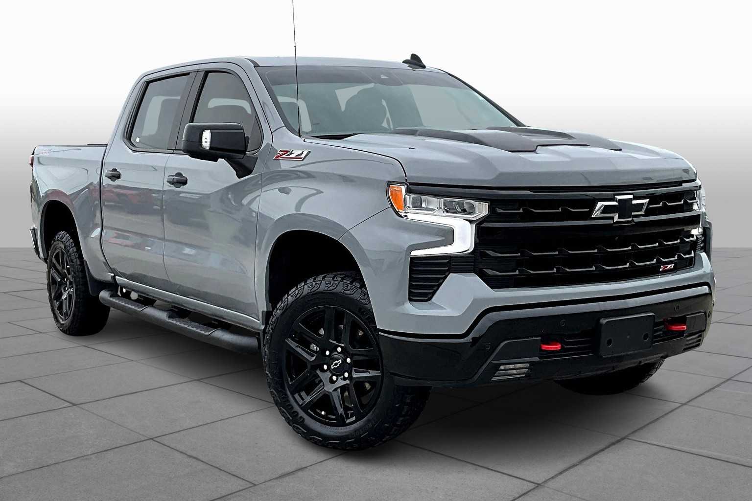 2024 Chevrolet Silverado 1500 LT Trail Boss photo 2