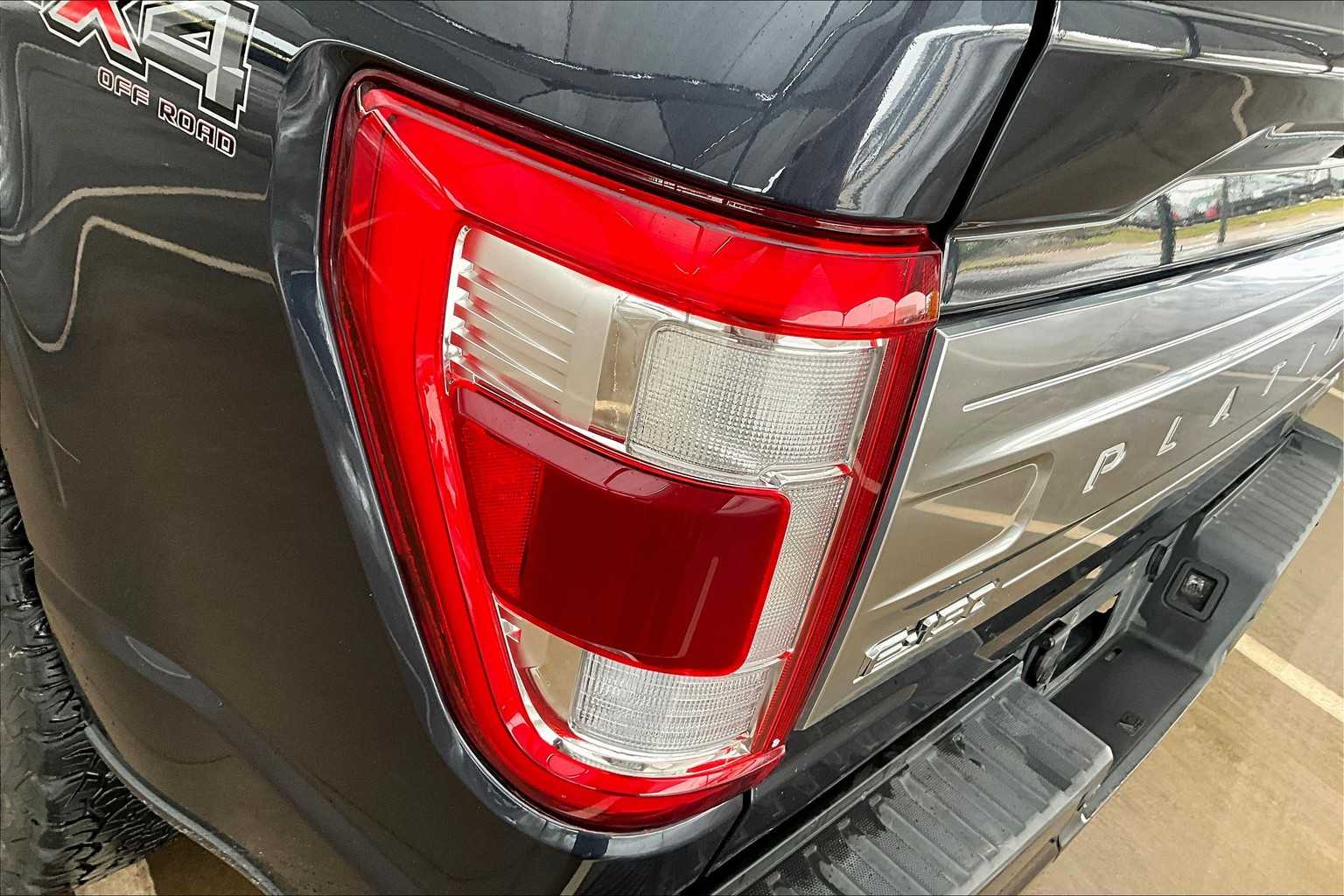 2021 Ford F-150 Platinum photo 24