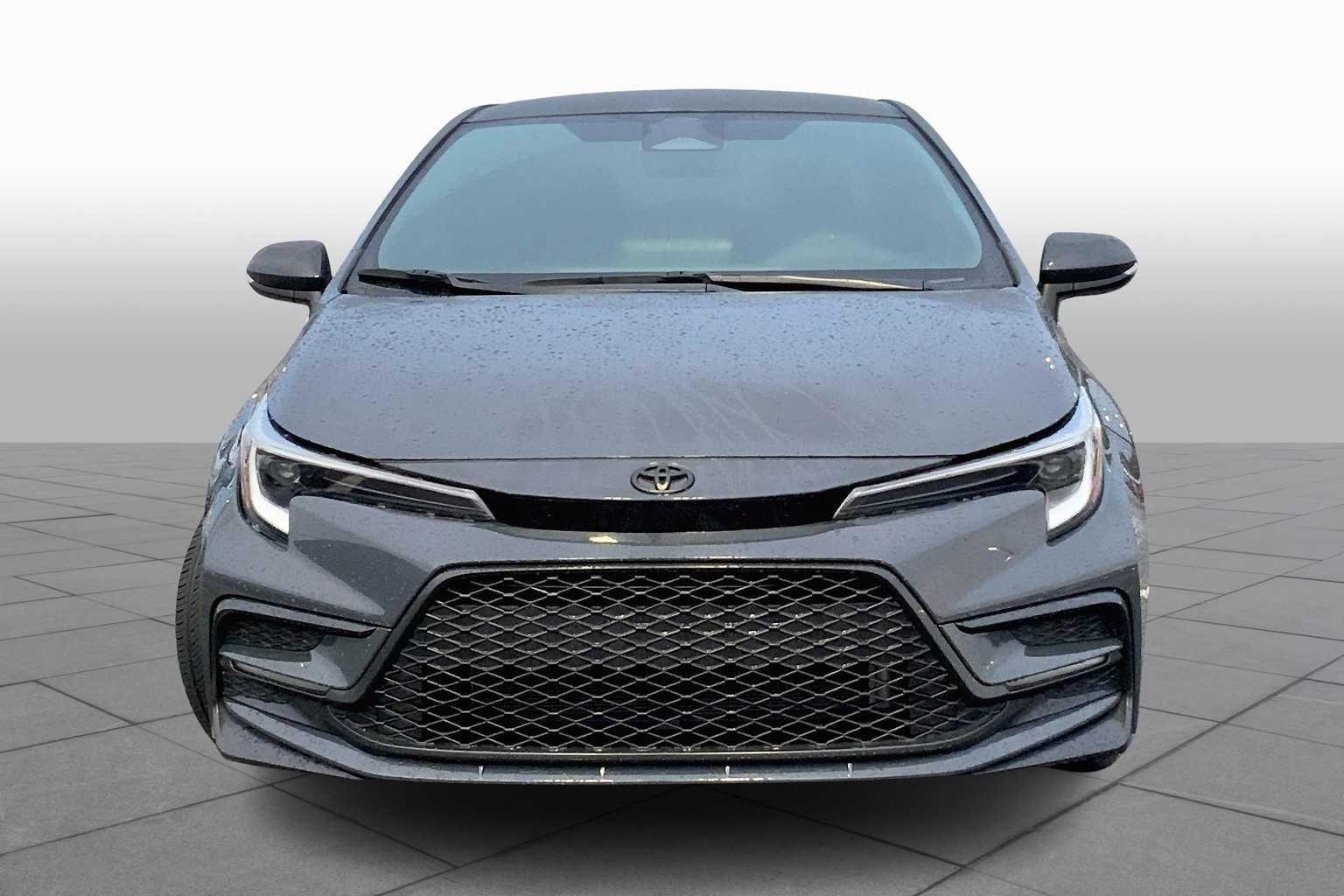 2023 Toyota Corolla SE photo 3
