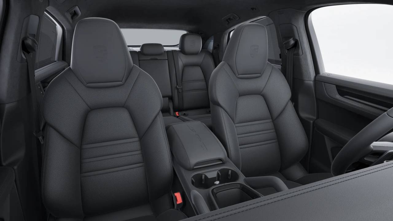 2026 Porsche Cayenne Turbo GT photo 8