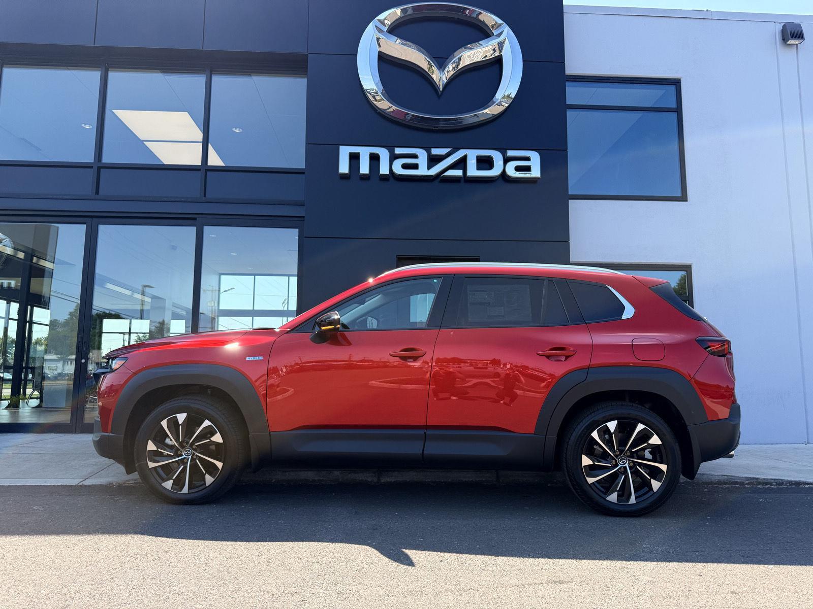 2025 Mazda CX-50 Premium Plus photo 3