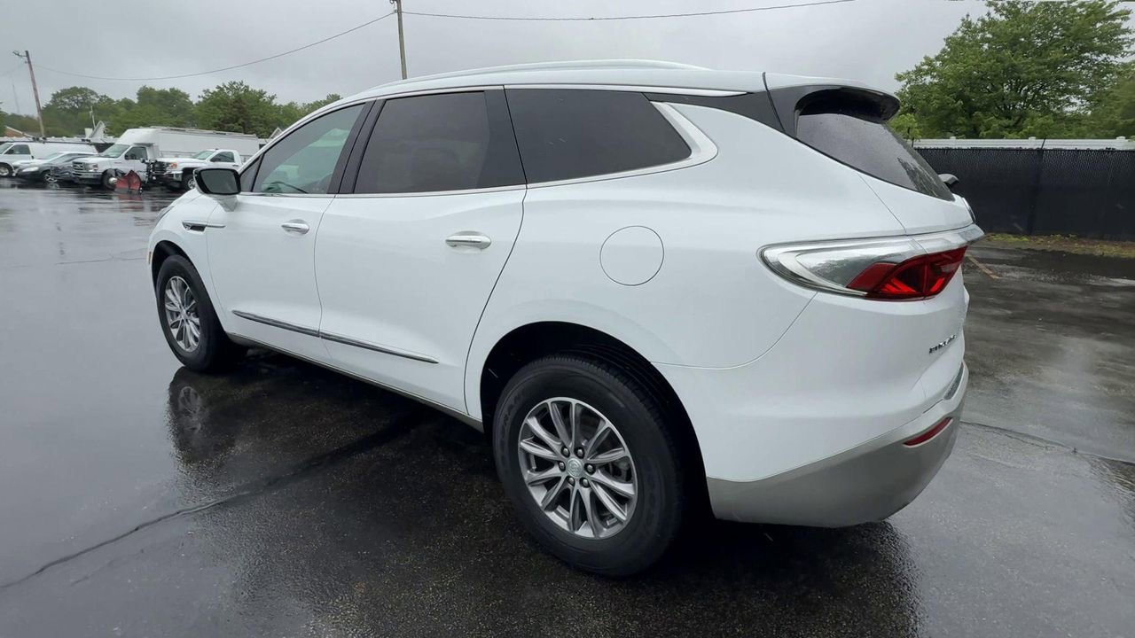 2022 Buick Enclave Essence photo 6