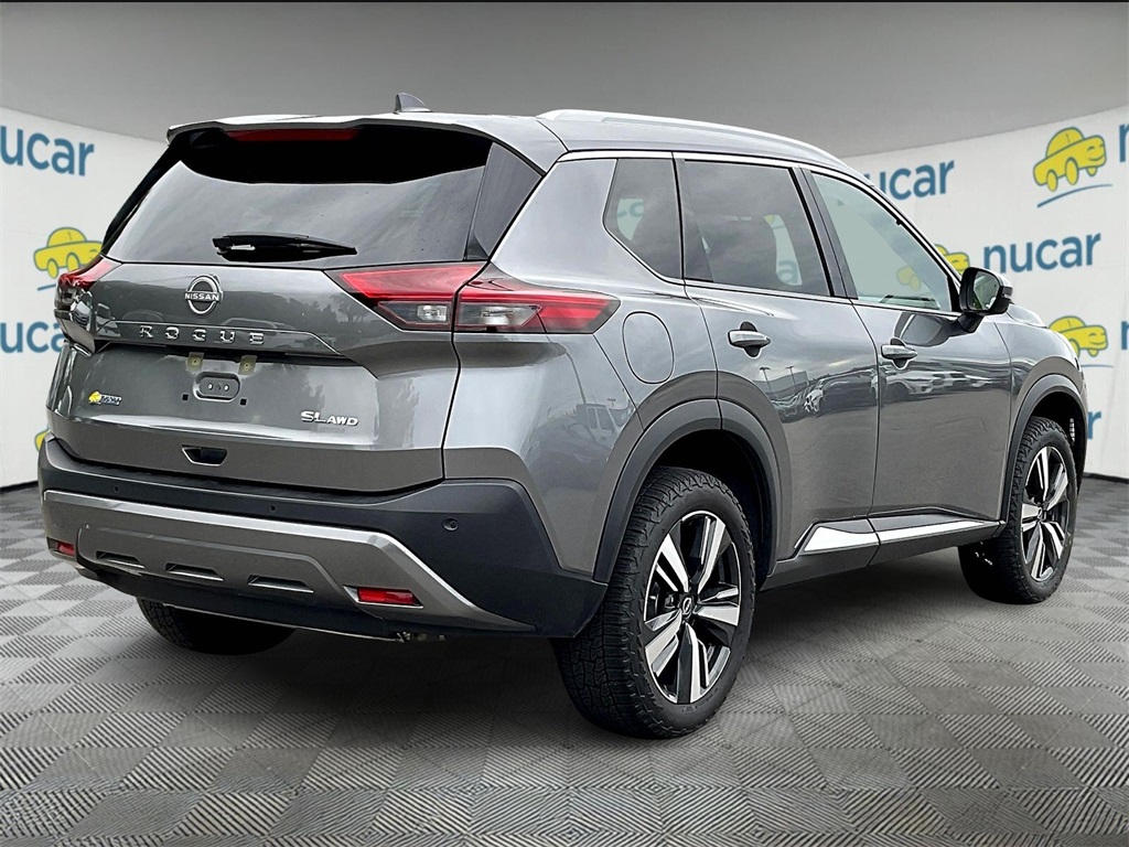 2023 Nissan Rogue SL photo 5